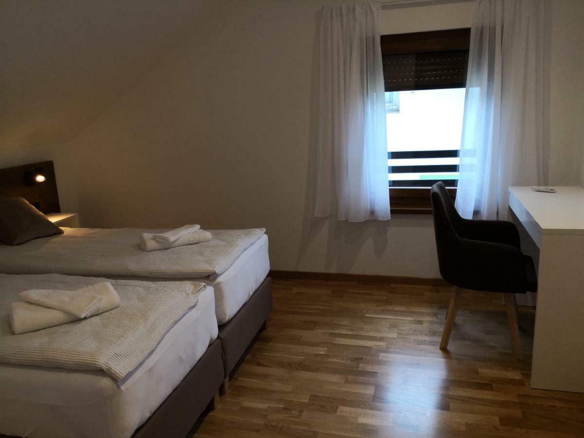 Accommodation Plitvice Кореница Экстерьер фото
