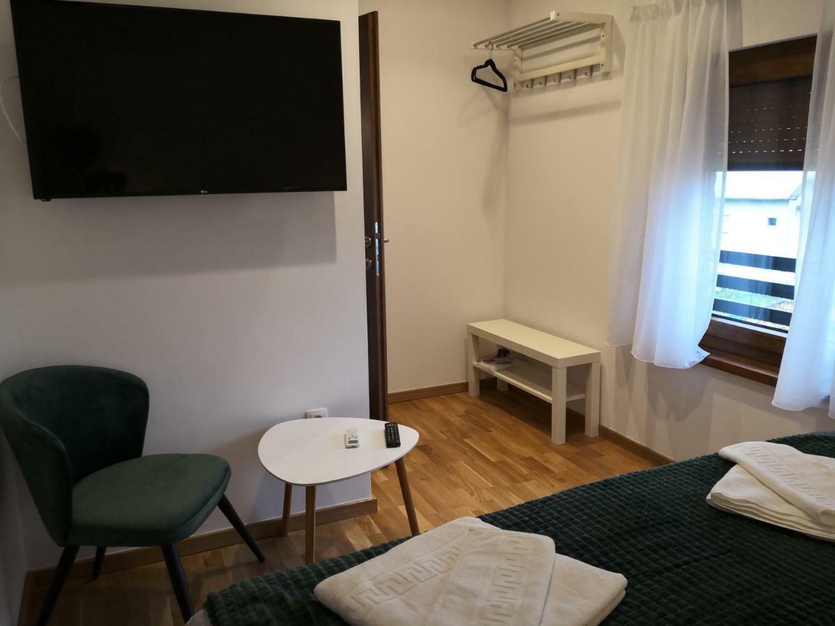 Accommodation Plitvice Кореница Экстерьер фото